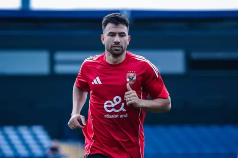  تريزيجيه: هناك أهدافا لم أحققها مع الأهلي.. ولا أفكر في الاعتزال